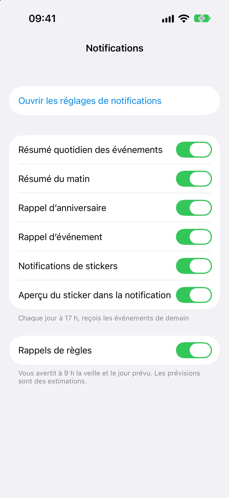 Réglages des notifications : résumé quotidien, résumé du matin, rappels d’anniversaires, début d’événements, autocollants et règles